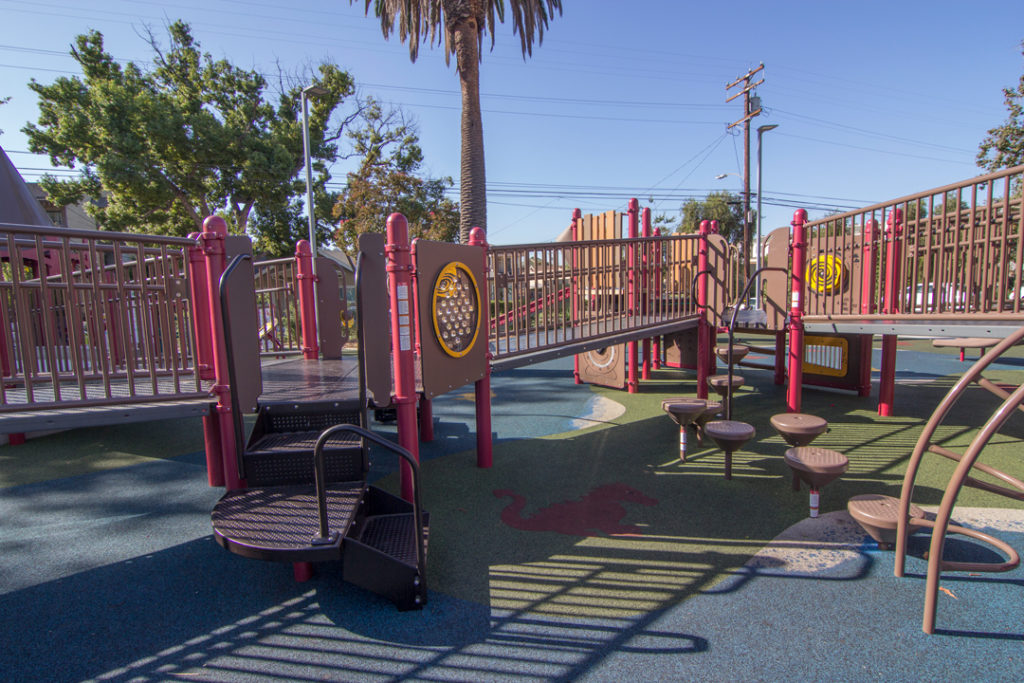 MAPLE PARK RecWest Outdoor Products